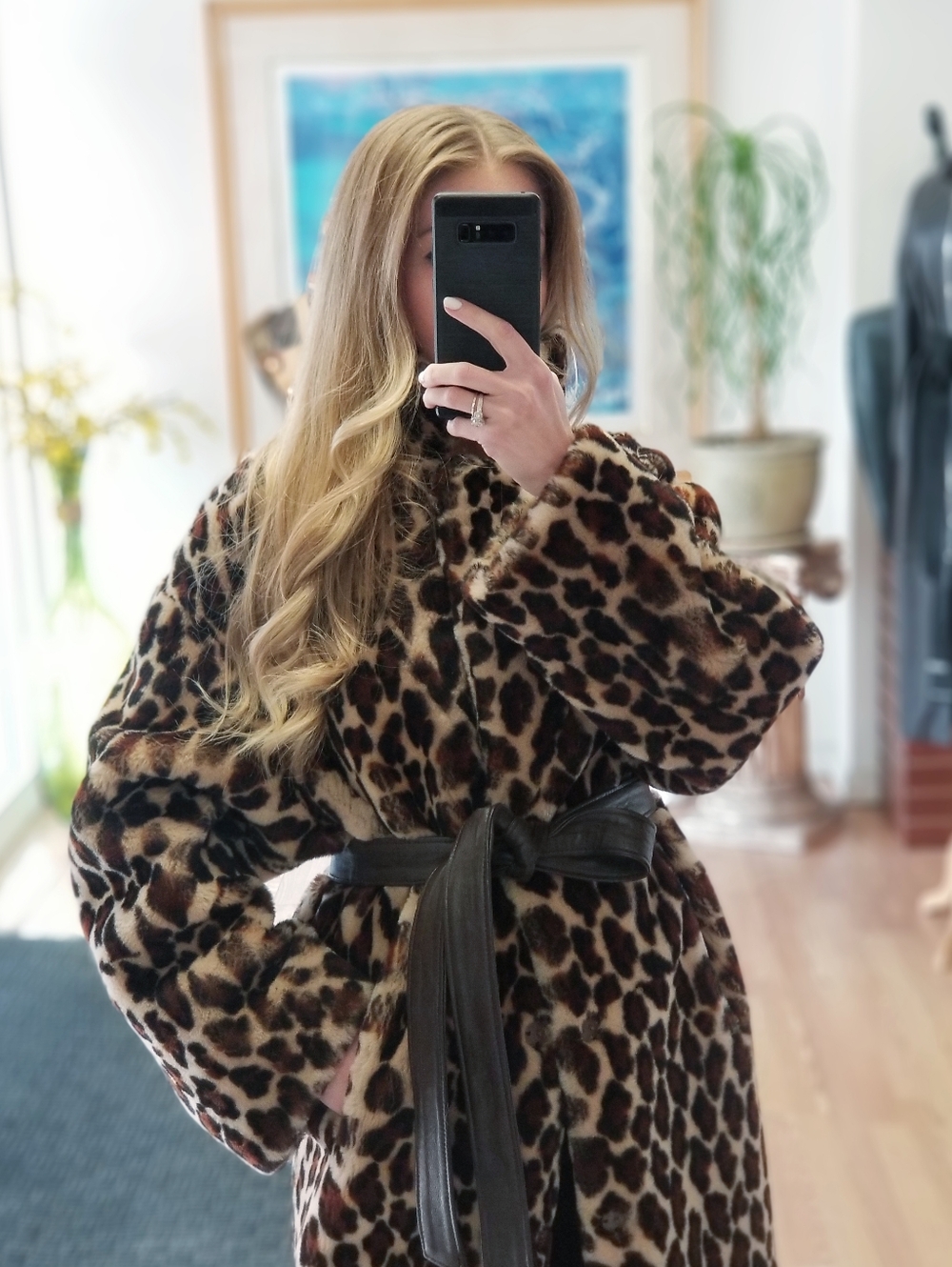 $2795 Reversible Shearling Coat - Picture 5 of 8